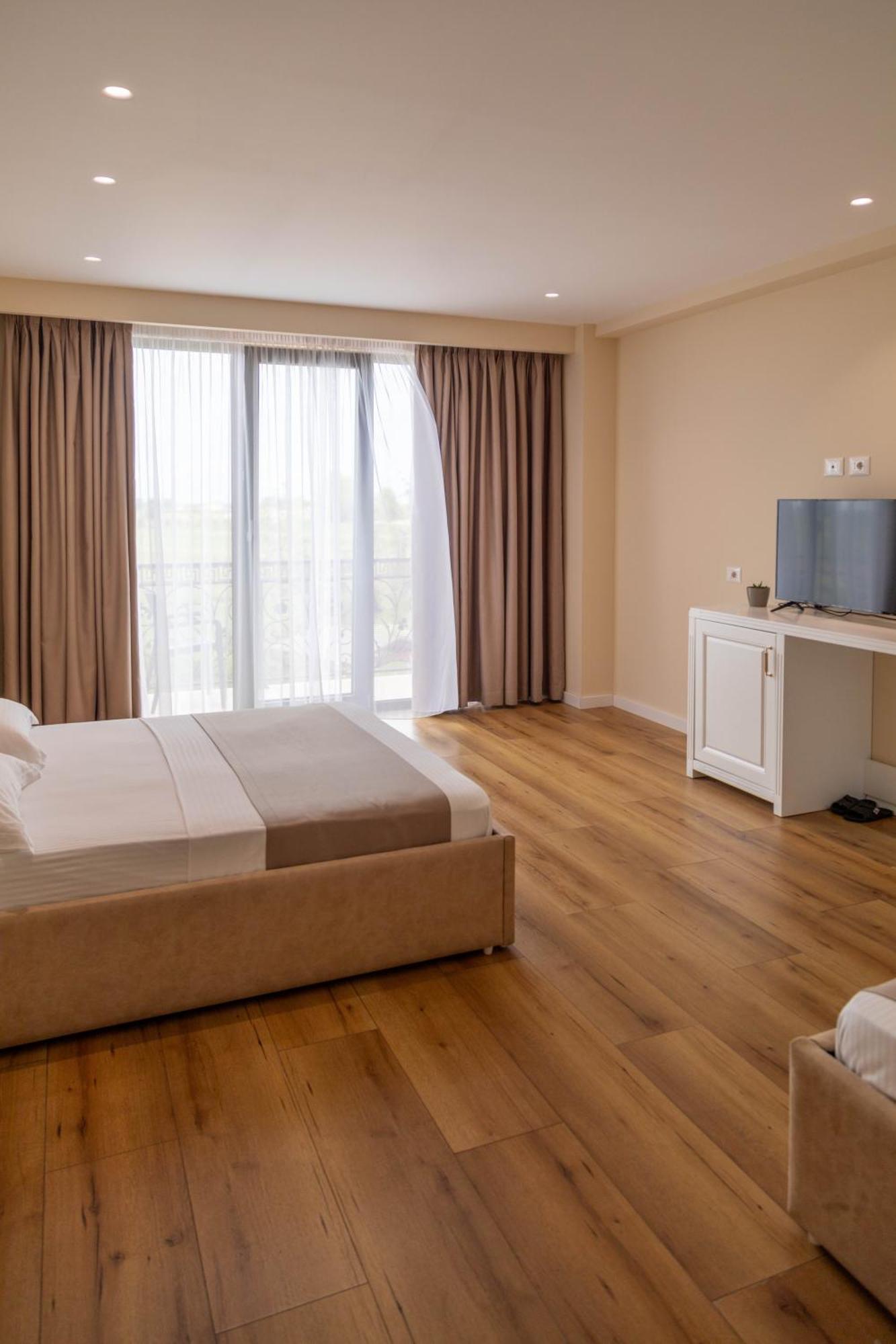 Te Aldo Hotel Kuraten Εξωτερικό φωτογραφία